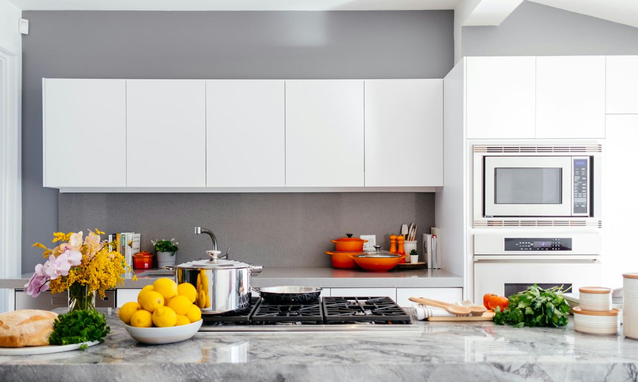 Organic Essentials: 5 Must-Have Staples for Your Kitchen