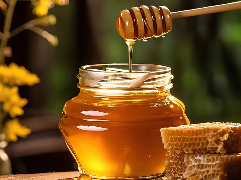 Honey for Healthy Skin: DIY Face Masks and Natural Remedies