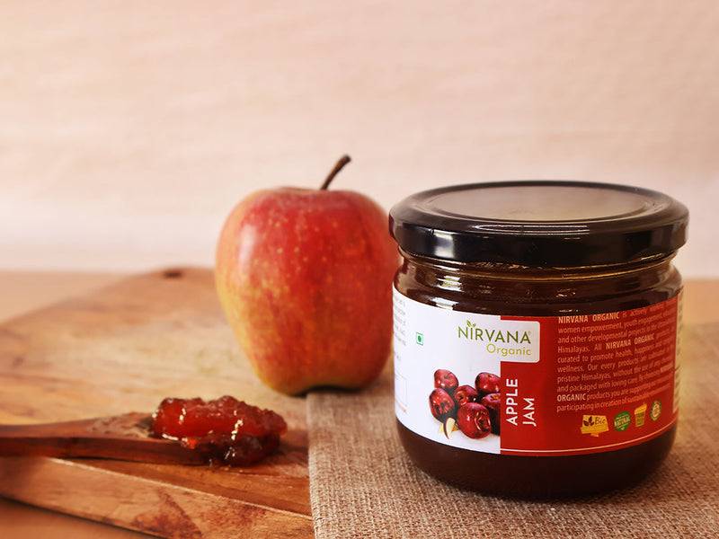 Fall is Here: Celebrate the Season with Homemade Apple Jam and Buttered Toast