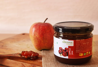 Fall is Here: Celebrate the Season with Homemade Apple Jam and Buttered Toast