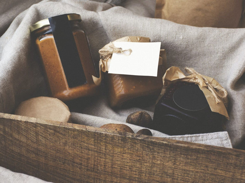 The Perfect Organic Gift: Creating Customized Hampers for Diwali