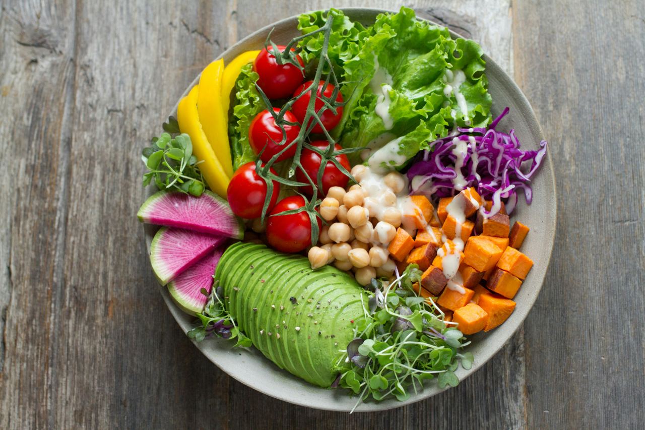 Organic Food Revolution: Trends Shaping Healthy Eating in 2024