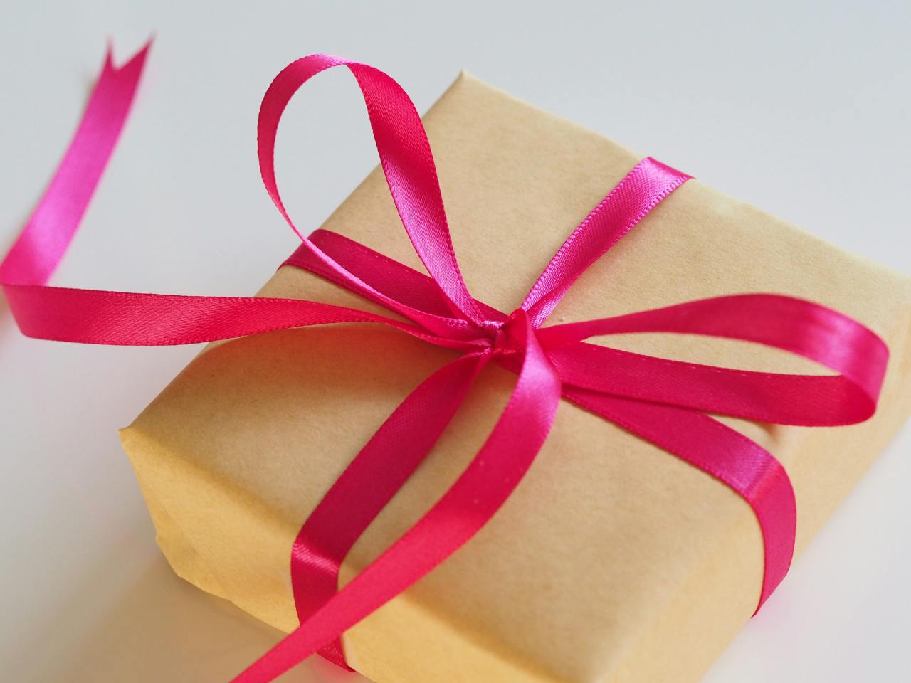 Why HR Heads Should Choose Nirvana Organic for Corporate Gifting