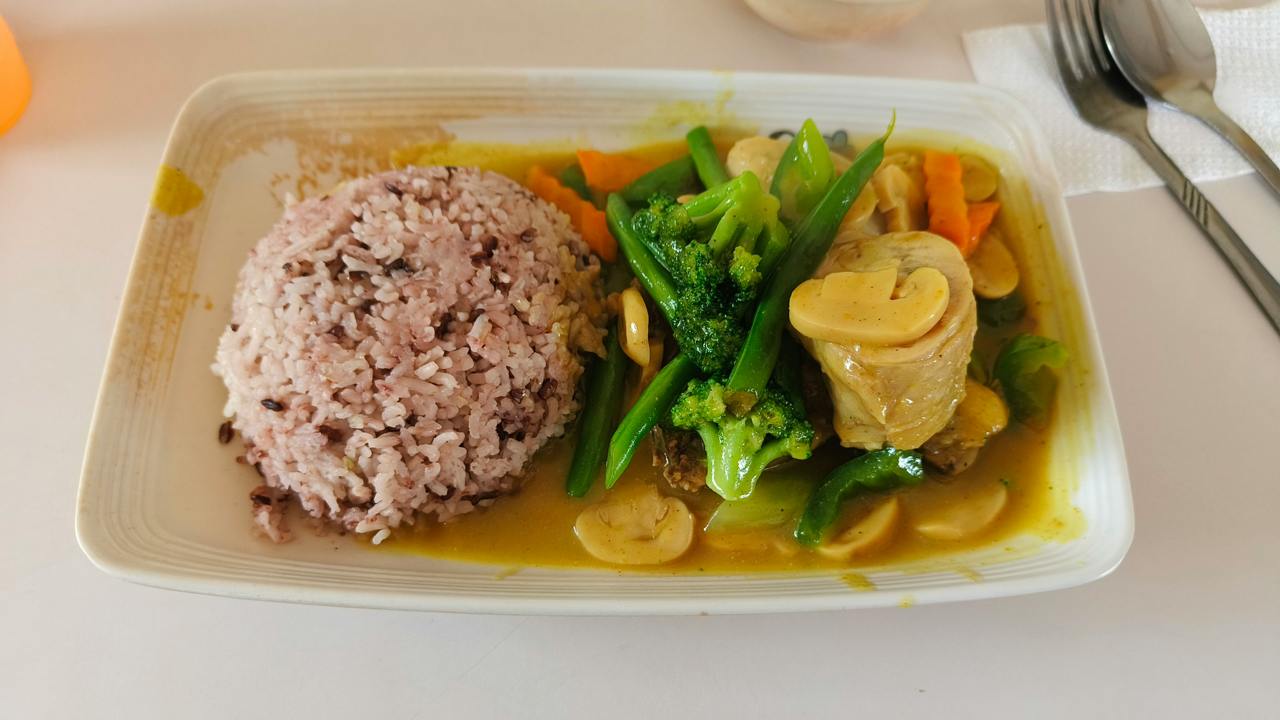 Red Rice Around the World: A Culinary Journey | Nirvana Organic India ...
