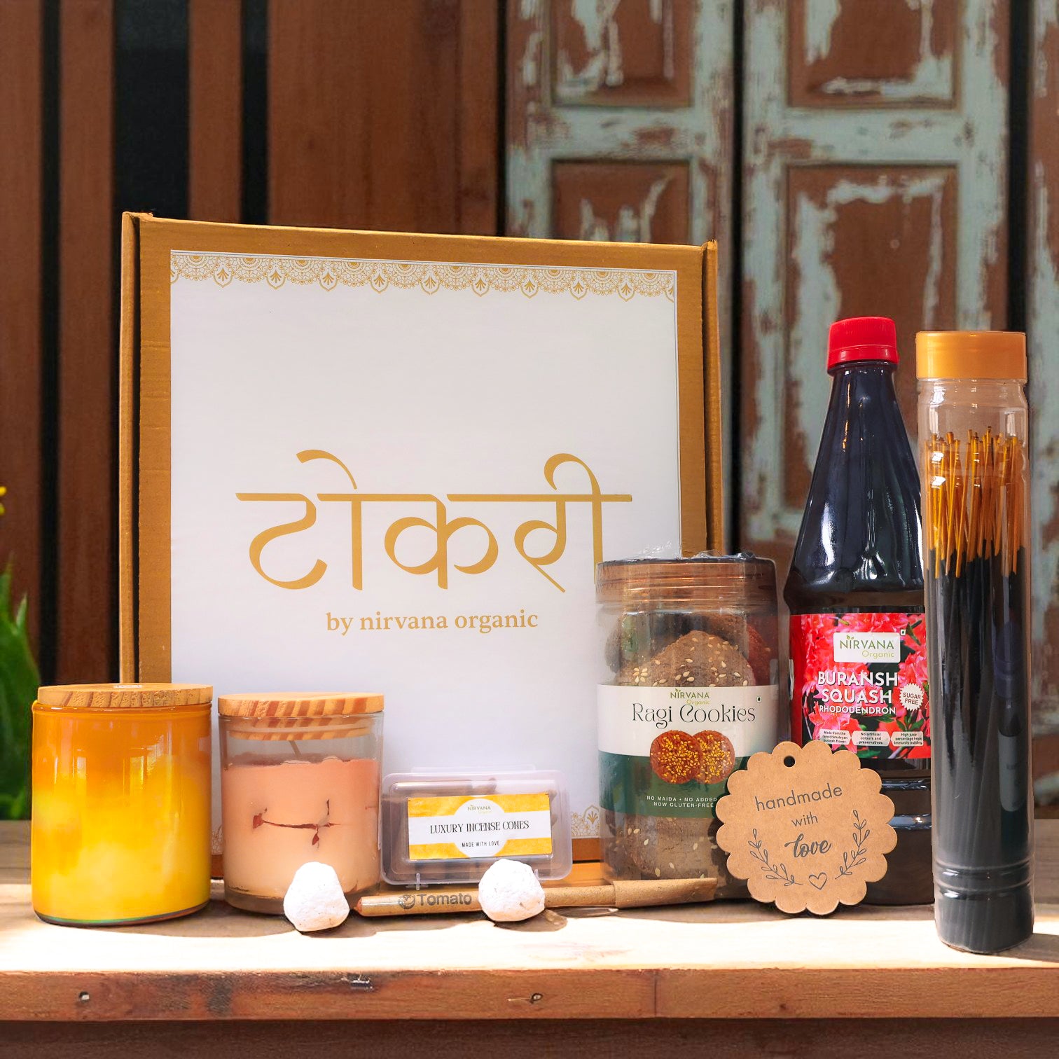 Sweet & Scented Diwali Hamper: Light Up Love This Festival