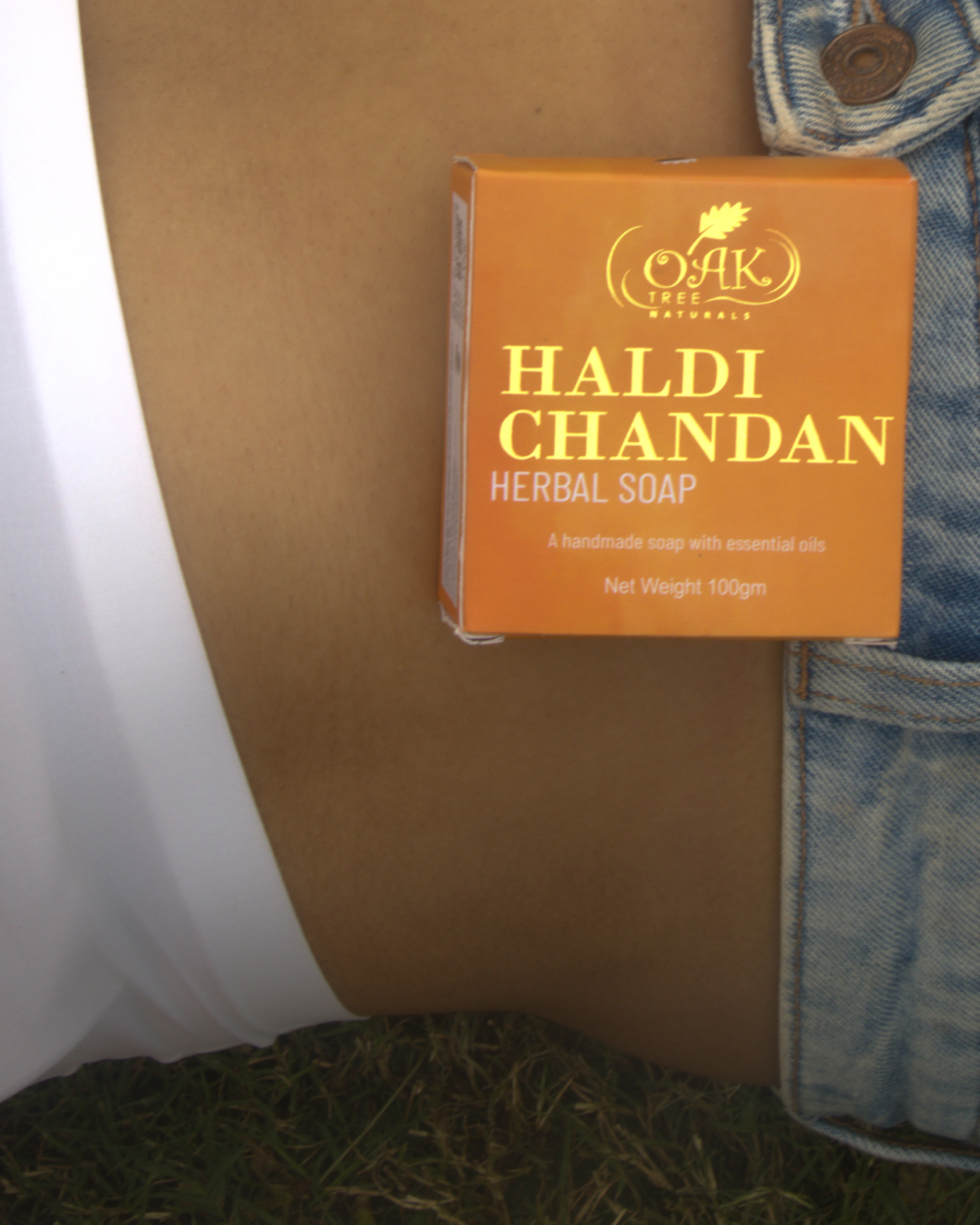 Haldi Chandan Herbal Soap - Natural and Ayurvedic Cleanser-100gms
